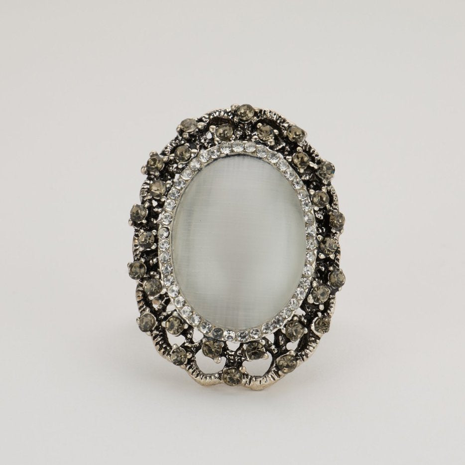 Lunar Whisper: Noir Lace