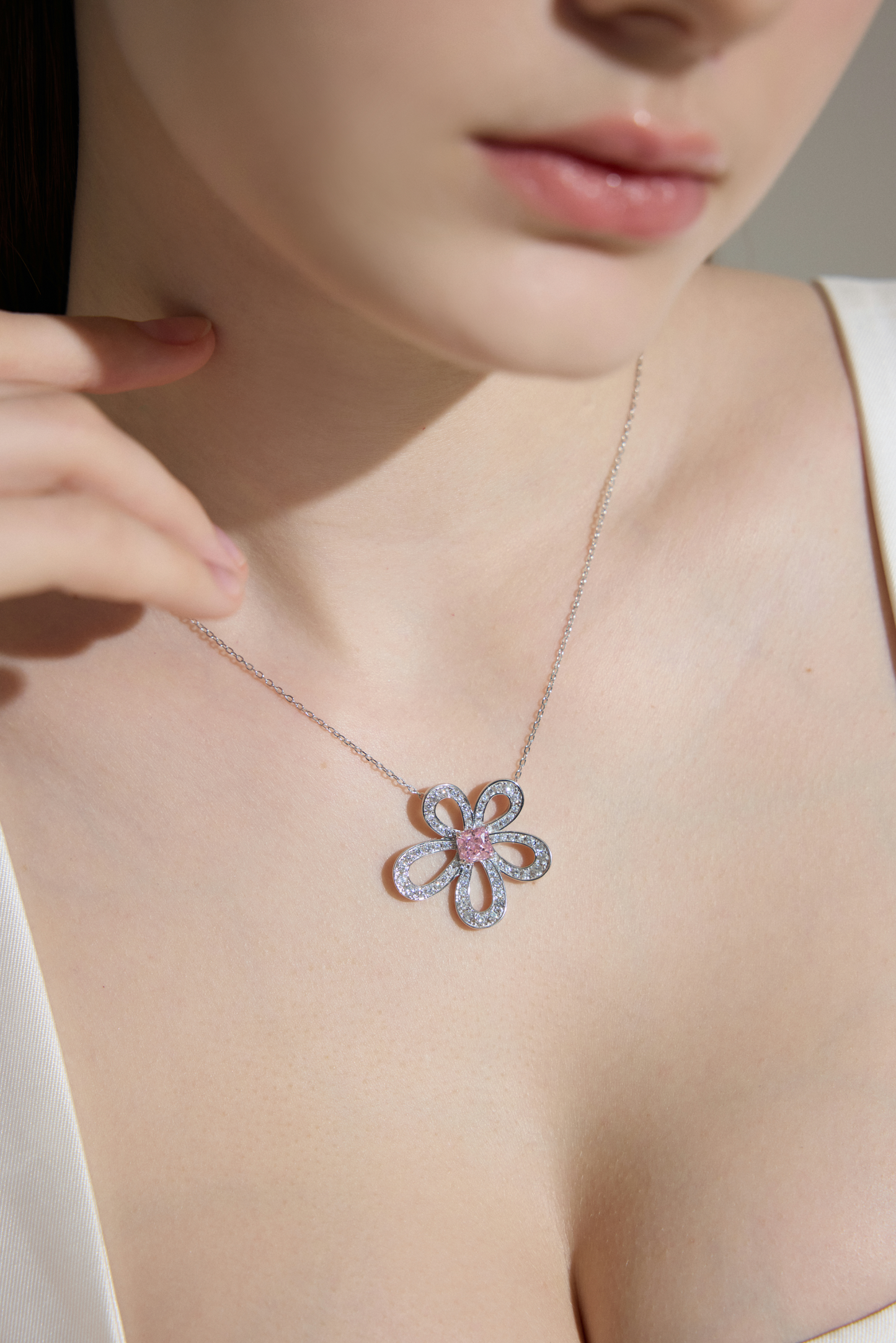Graceful Bloom Necklace
